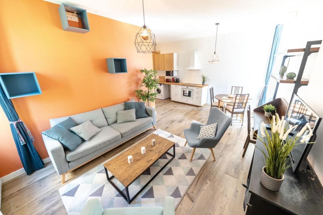 Appartement Situe A -Part Dieu Lyon Bagian luar foto