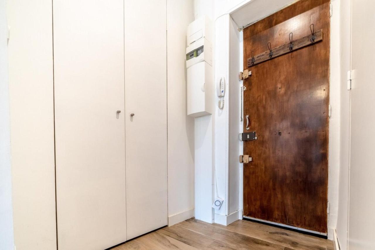 Appartement Situe A -Part Dieu Lyon Bagian luar foto